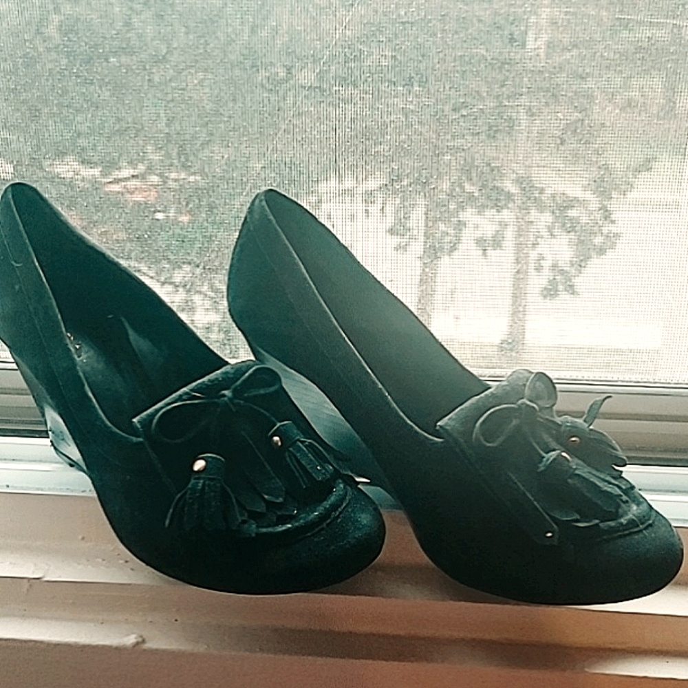 Size 6 coach wedges